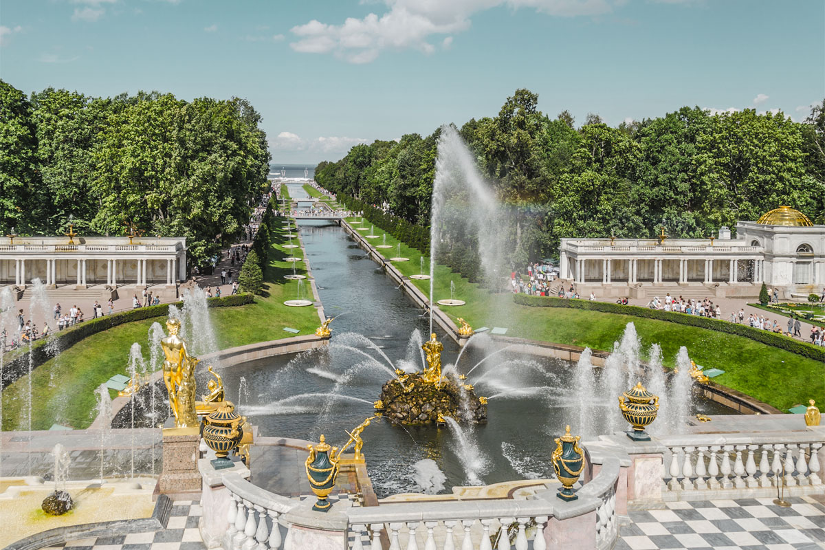Фонтаны Петергофа в Питере Фонтаны Петергофа